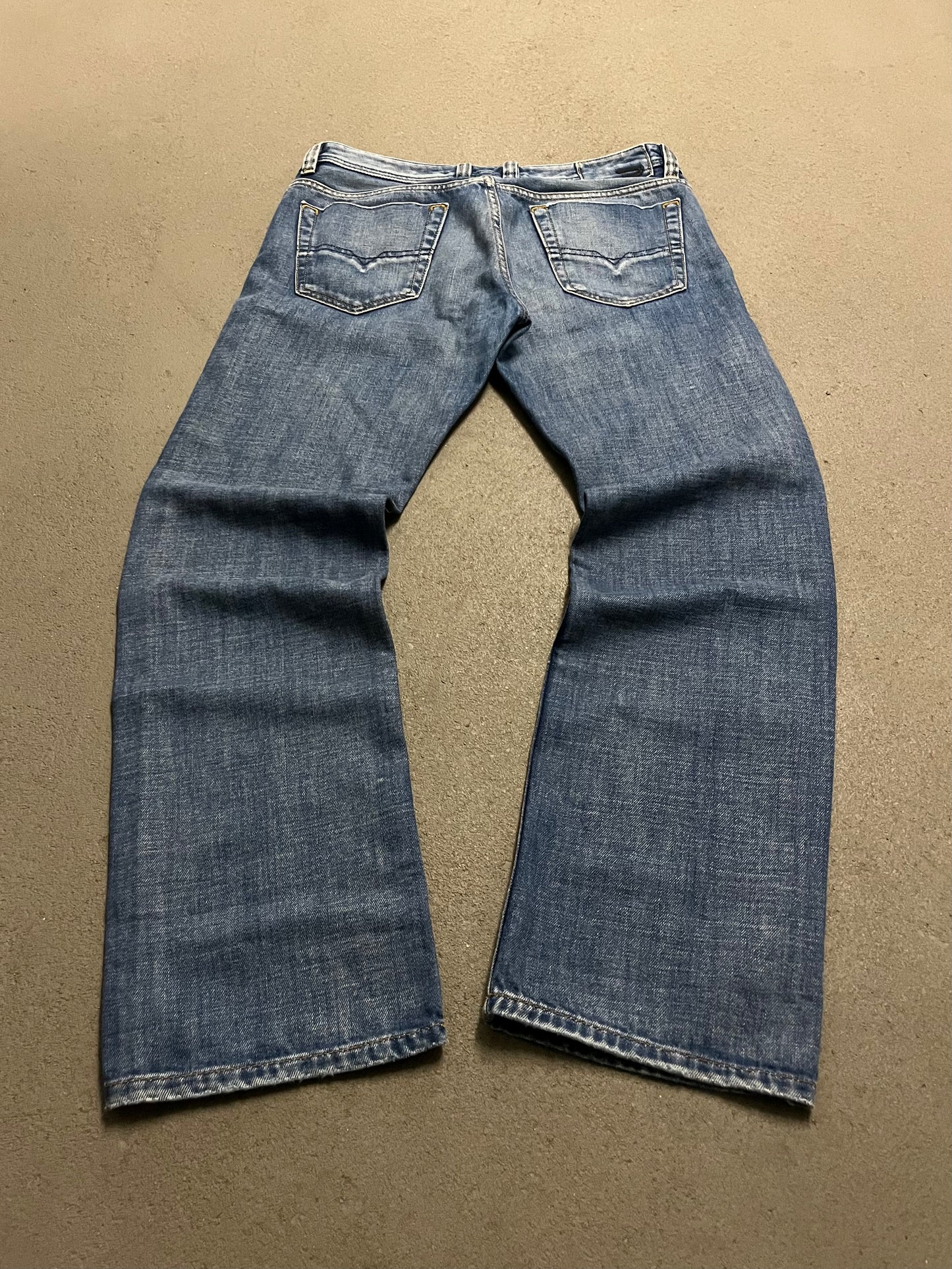 Vintage Y2K Blue Diesel Bootcut Jeans - 32/30 (W)