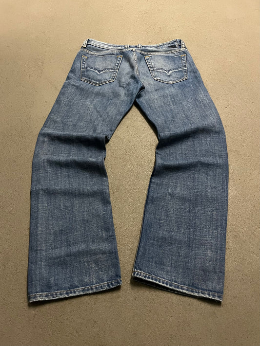 Vintage Y2K Blue Diesel Bootcut Jeans - 32/30 (W)