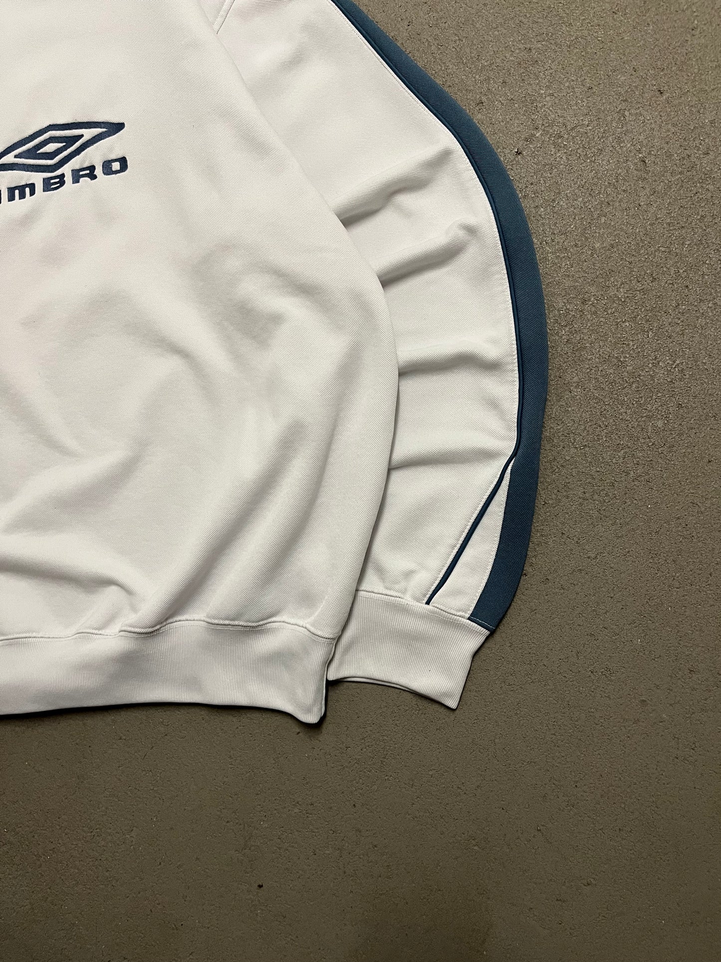 Vintage Y2K White Blue Umbro Sweater - L
