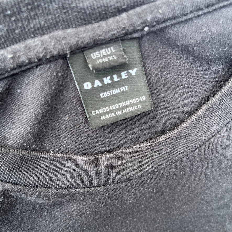Grey Oakley Tee - L