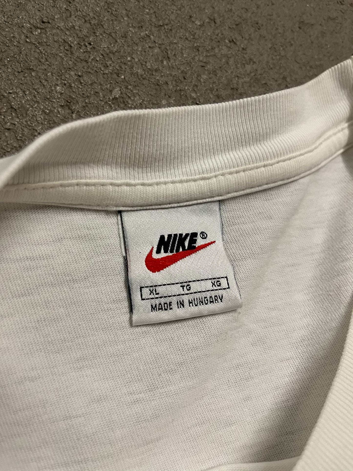 Vintage 90s White Nike Basketball Tee - XL