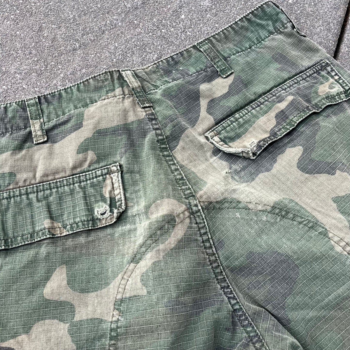 Green Camo Carhartt Cargo Shorts - 31