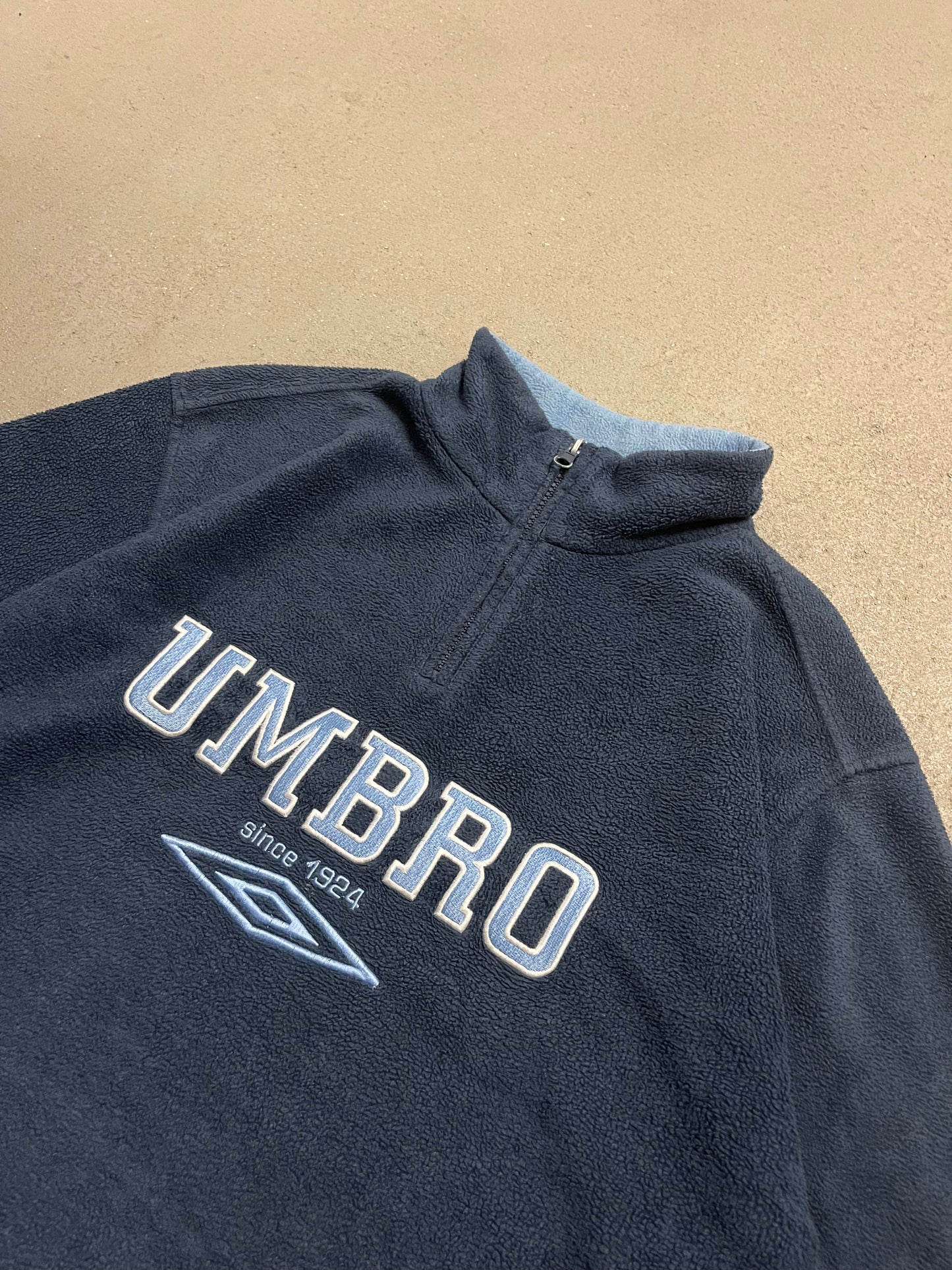 Vintage Y2K Umbro Half Zip Fleece - L